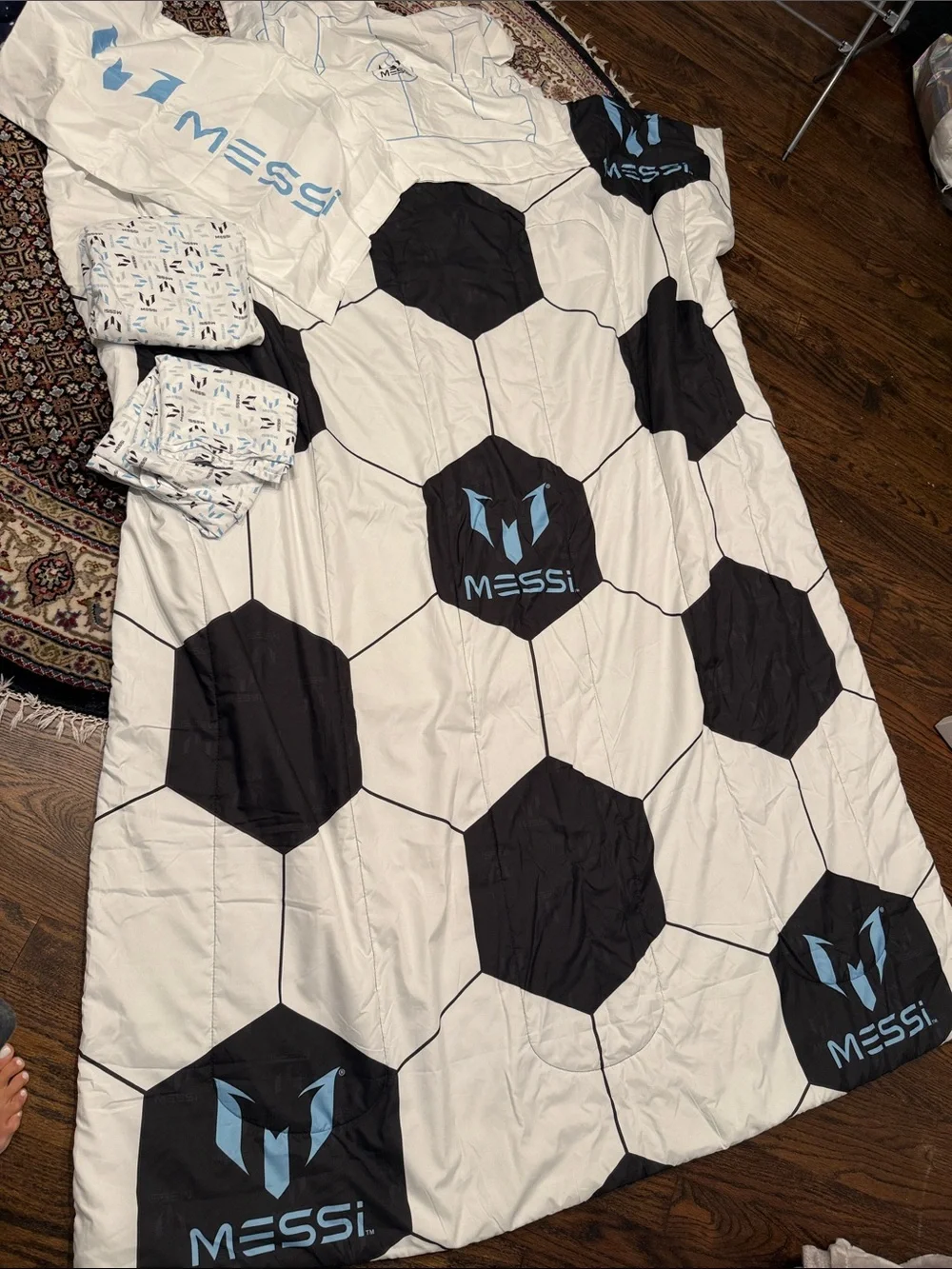 Messi Soccer Hexagon Comforter twin Set - White & Black with Light Blue Accents